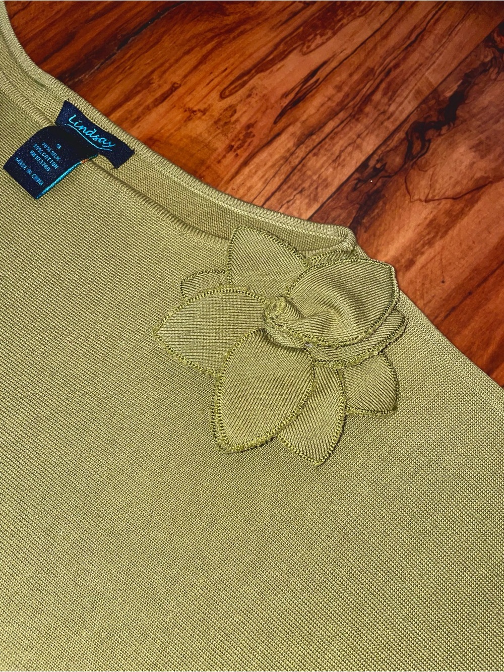 🍁FALL Silk Batwing Lindsay Olive Green Floral Appliqué Knit Sweater